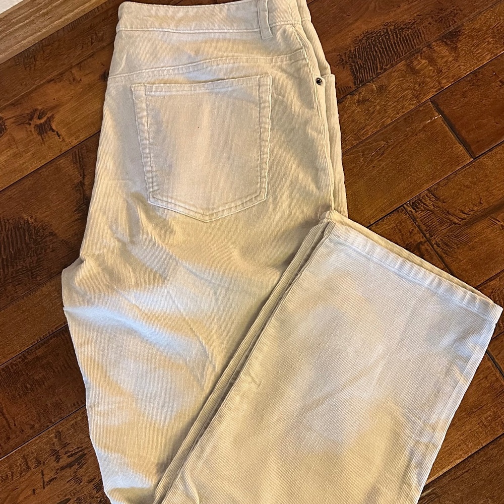 Women's North Crest Off White Corduroy Pants.  Size 14.